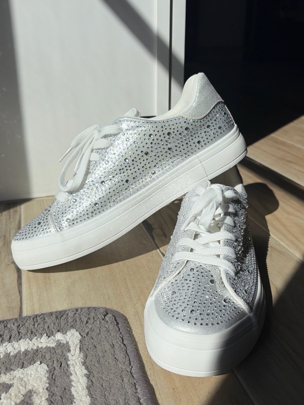 SO White Glitter Rhinestone Platform Sneakers - Women